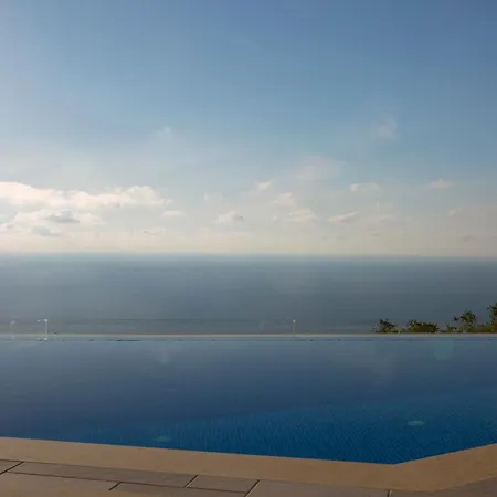 Emilia Áyios Nikítas